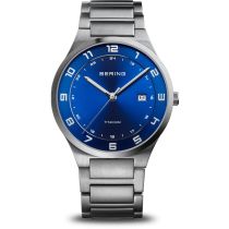 Bering 15139-707 Herrenuhr Titanium 39mm 10ATM